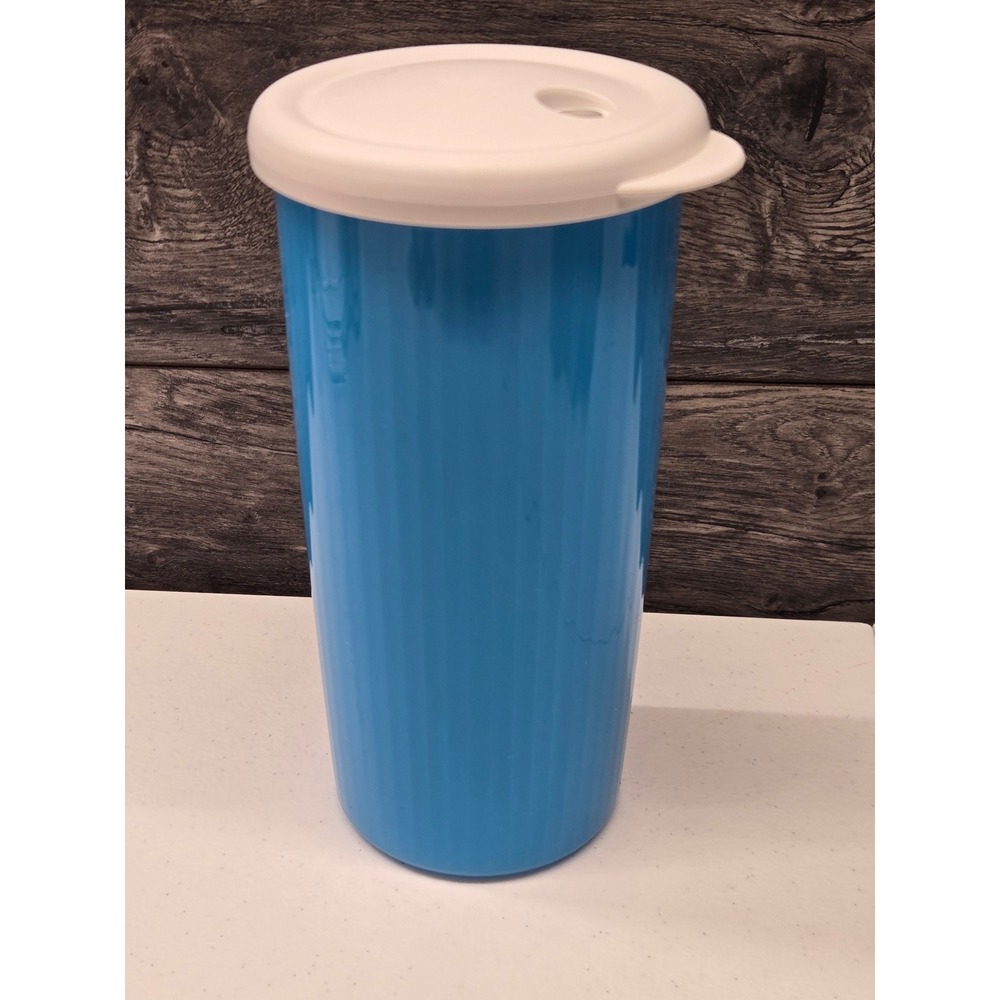 Vintage Tupperware Impressions Blue Tall Tumbler 16oz with White Lid 5329A-1